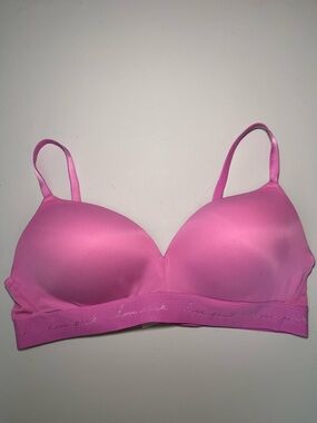PINK Victoria's Secret Smooth Molded Pink Bra 40B